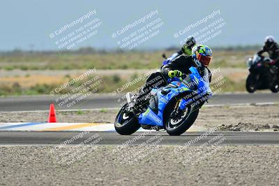media/Apr-18-2025-TrackDaz (Fri) [[45f5874c44]]/B Group/Session 2 (Turn 7)/
